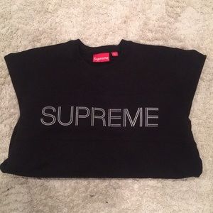 supreme black sweatshirt (size medium)